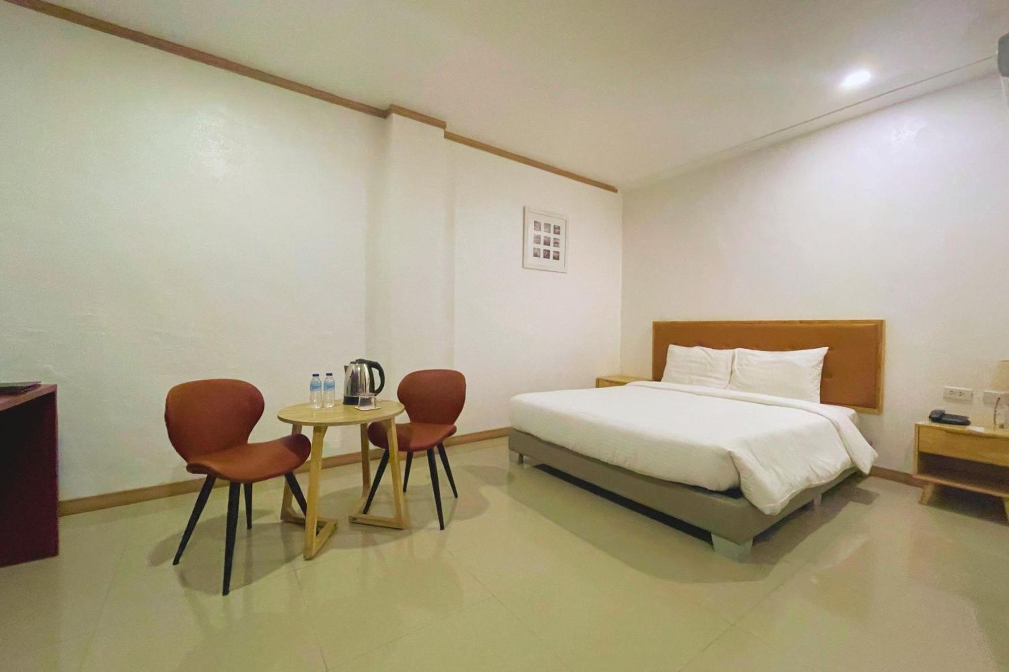 Hotel Halo Angeles City Szoba fotó