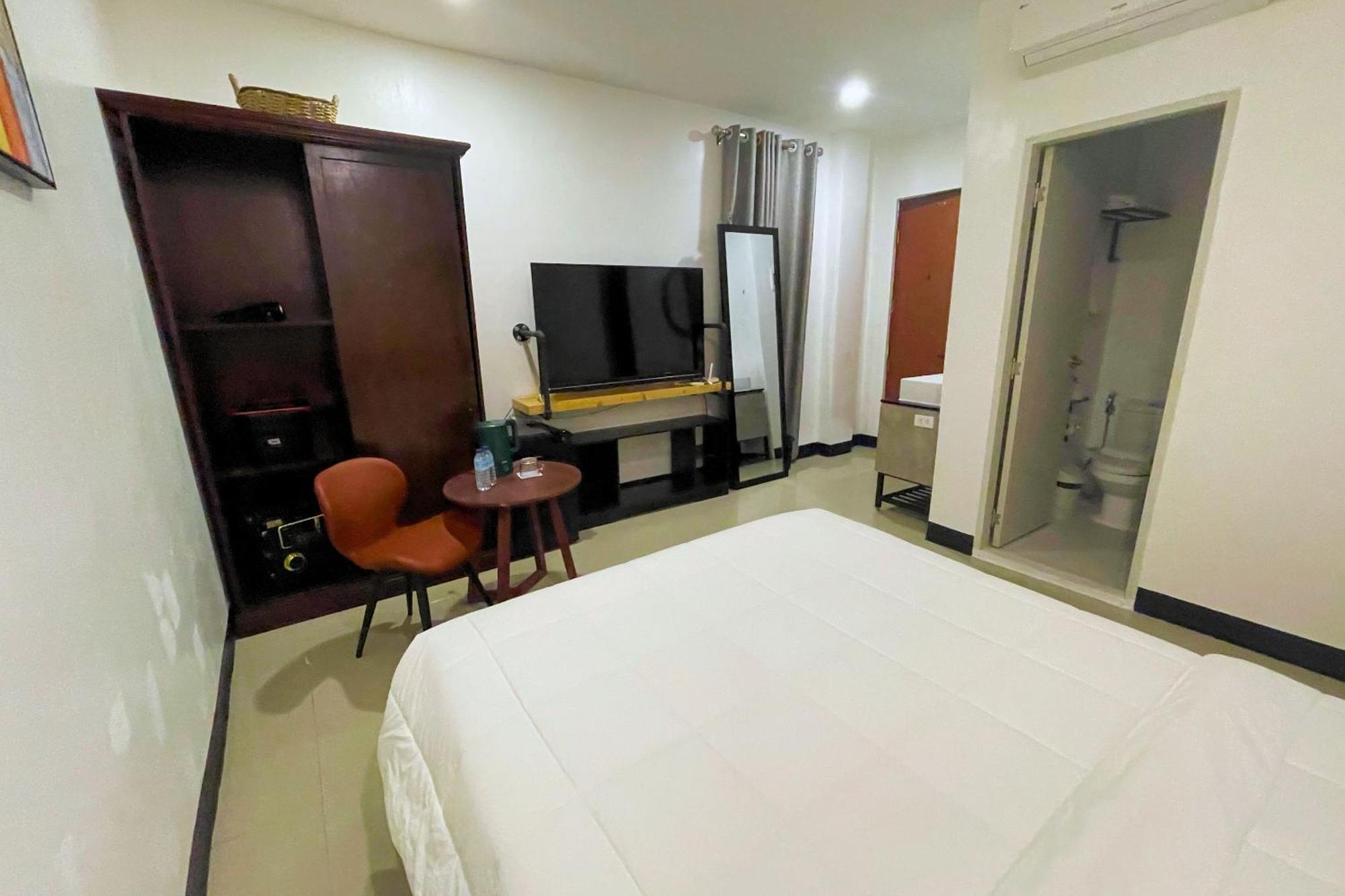 Hotel Halo Angeles City Szoba fotó